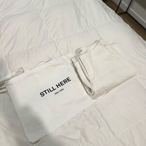 Still Here Sport Jean